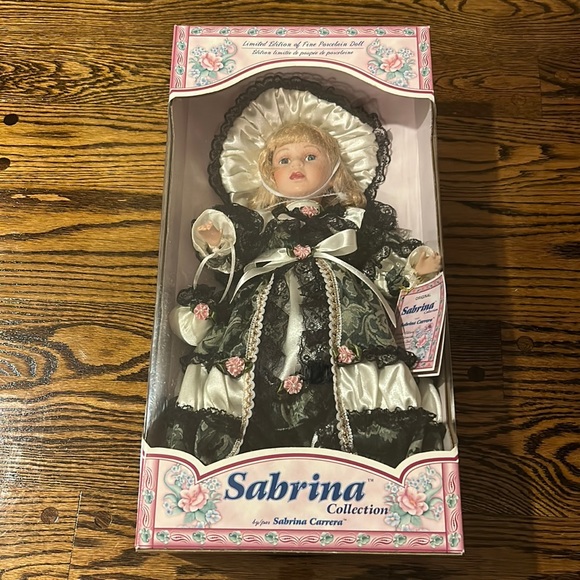 Sabrina Collection By Katrina Morandi 1998 Porcelain Doll - Picture 1 of 9